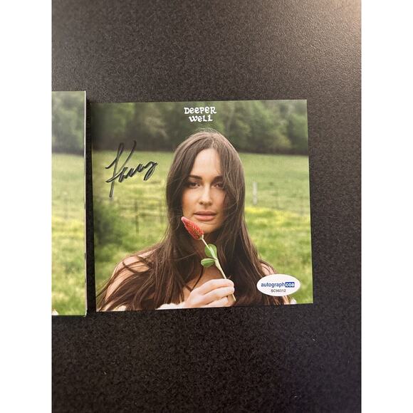SIGNED Kacey Musgraves Autographed Deeper Well CD COA ACOA #SC98312 - Picture 2 of 3